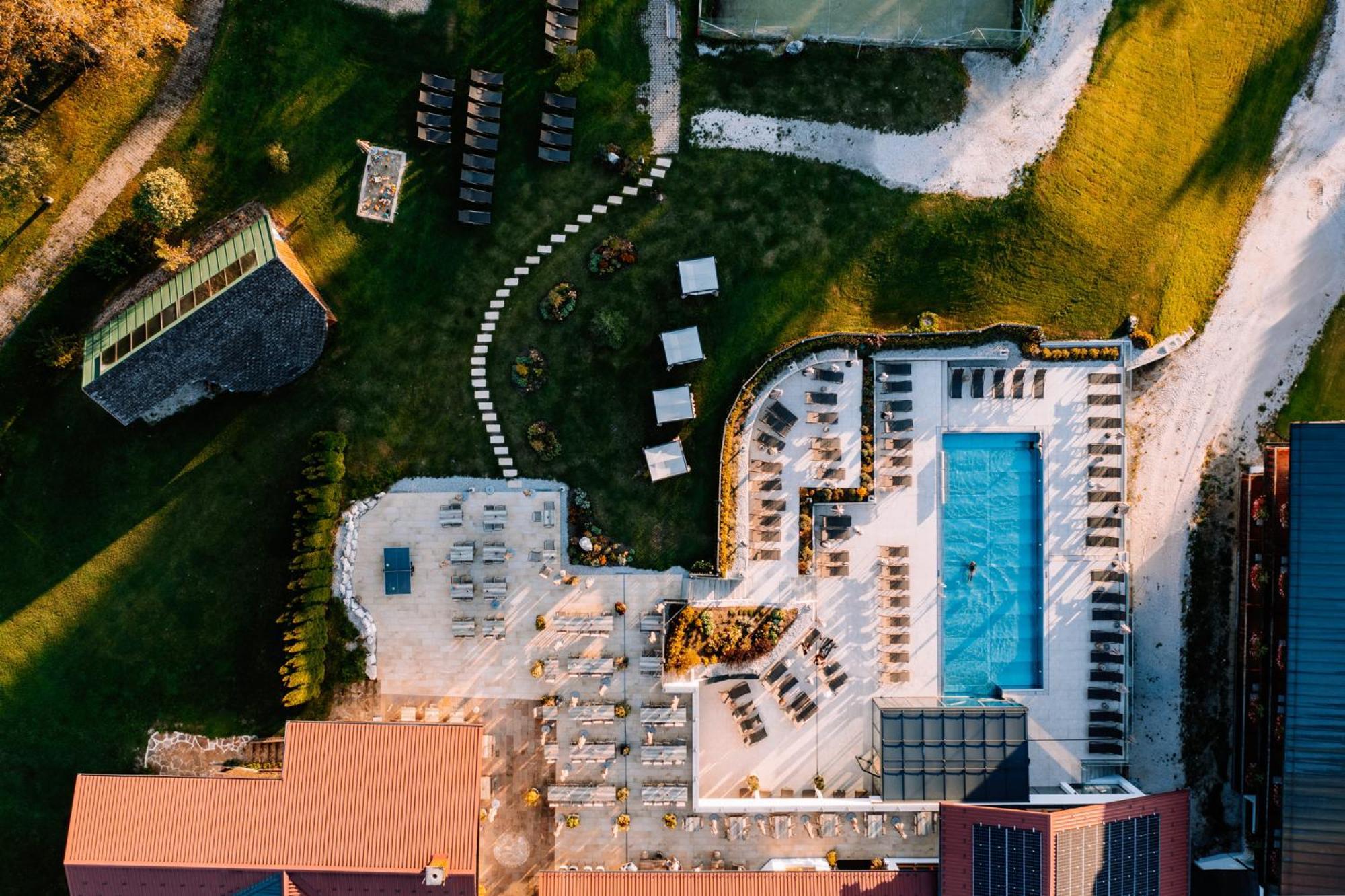 Hotel Sperlhof Виндишгарстен Экстерьер фото