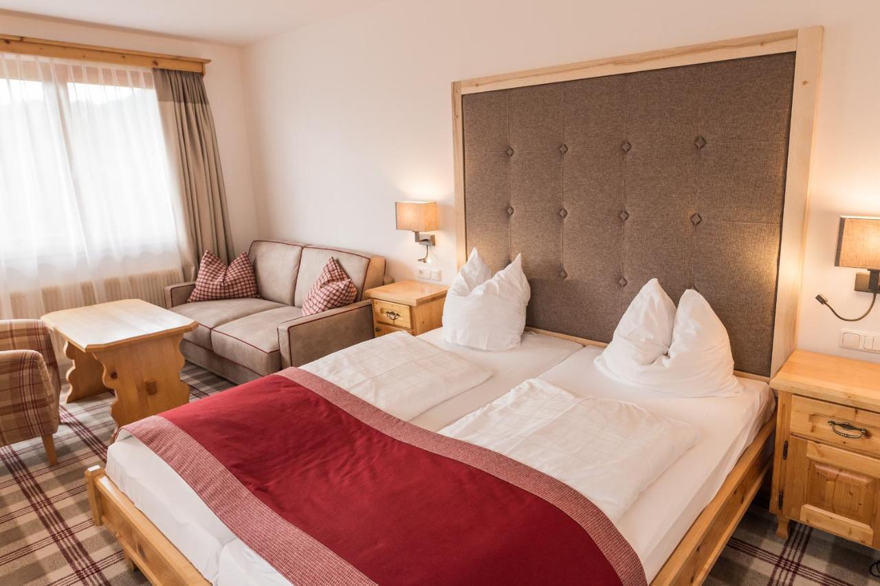 Hotel Sperlhof Виндишгарстен Экстерьер фото